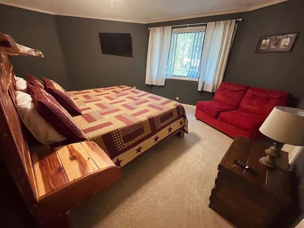 Cabin With Treehouse Views, 3 King Beds, 4 Bunks, And Large Hot Tub! Gatlinburg Esterno foto
