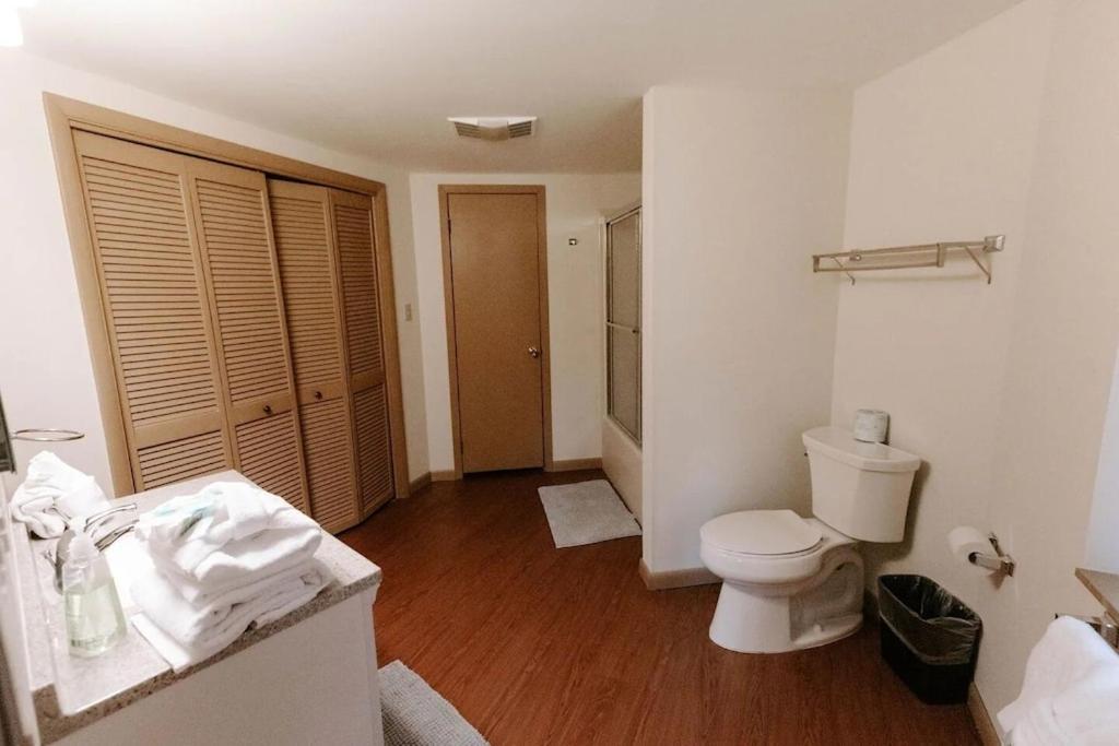 Cabin With Treehouse Views, 3 King Beds, 4 Bunks, And Large Hot Tub! Gatlinburg Esterno foto